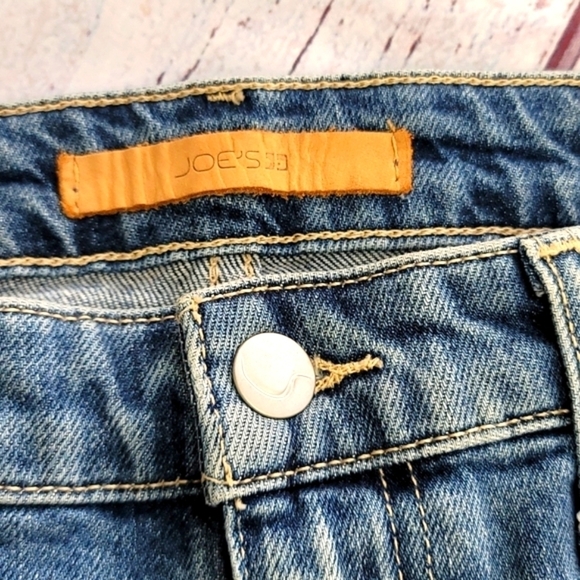 NWT | JOE'S Distressed Cut-Off Denim Shorts - 27 - Picture 2 of 10